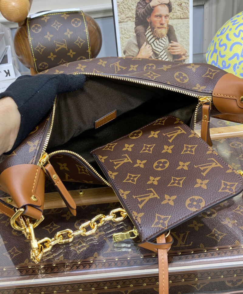 Louis Vuitton Loop Hobo M46311 Brown